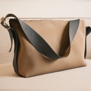 Cuyana Recycled Sling Bag in Cappucino